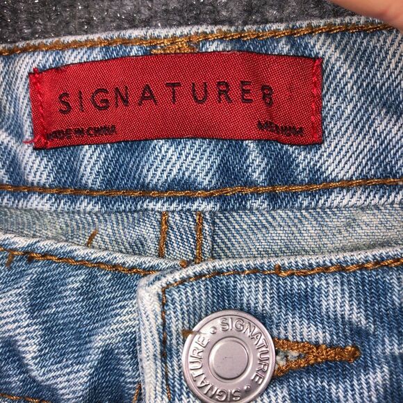 Signature 8 Jeans Woman's Size 28 Denim Distressed Mom High Rise Button Fly Cuff - Picture 6 of 11